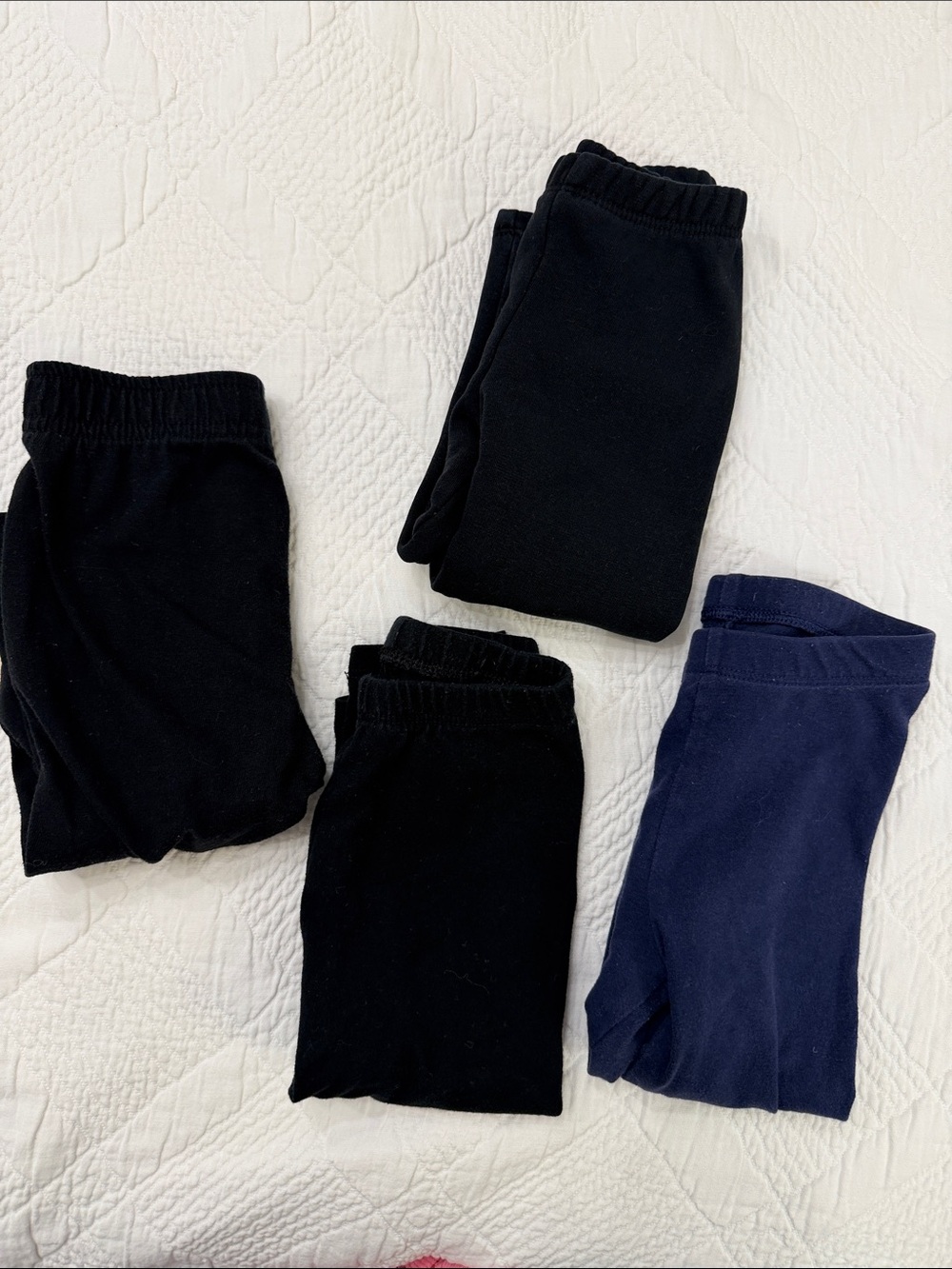 Cat & Jack Kids Leggings- 4 pair bundle- Navy and Black